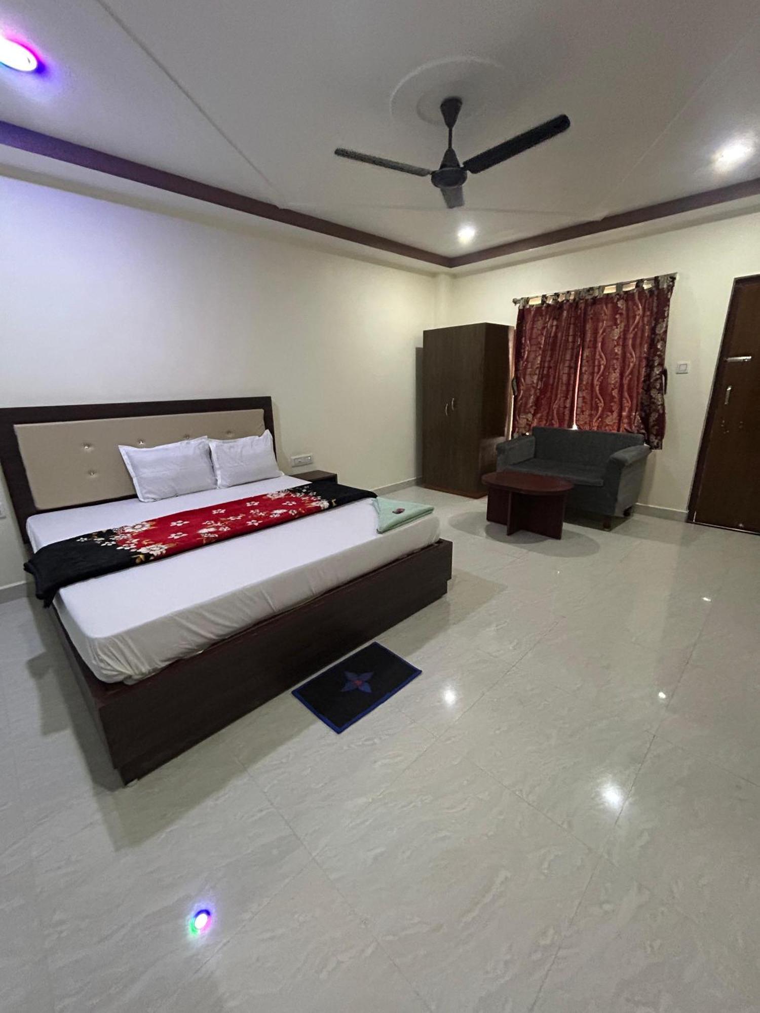 Prantik Hotel And Resorts Tajpur Экстерьер фото